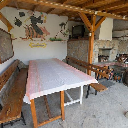 Marinovata Kashta Guest House Veliki Preslav Buitenkant foto