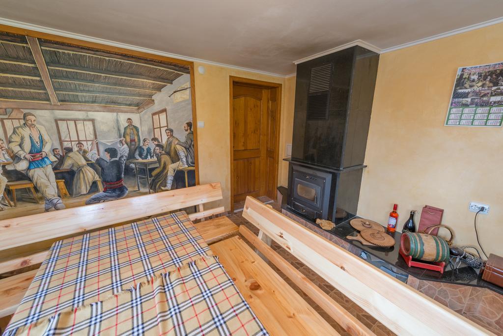 Marinovata Kashta Guest House Veliki Preslav Buitenkant foto