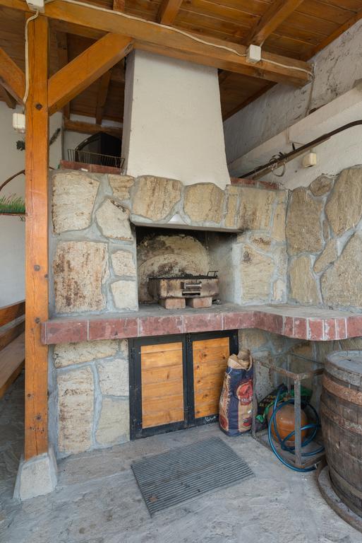 Marinovata Kashta Guest House Veliki Preslav Buitenkant foto